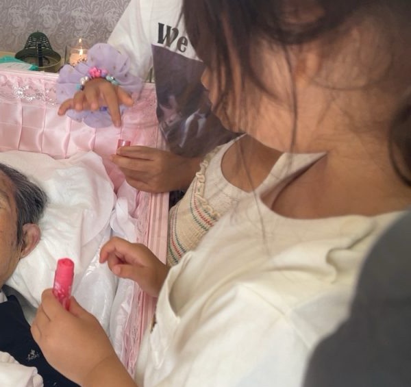 株式会社おもかげ